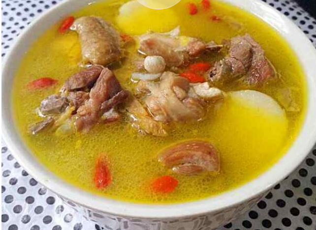 秋冬养生汤--山药炖鸡汤！